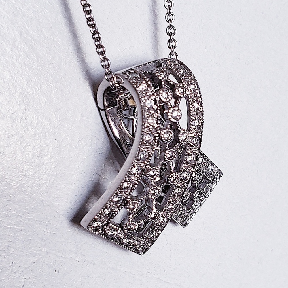 18kt Chain 0.54ct Diamond Bow Pendant 14kt White Gold
